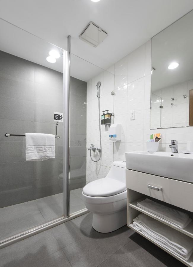Sparrow Hotel Taichung Eksteriør bilde